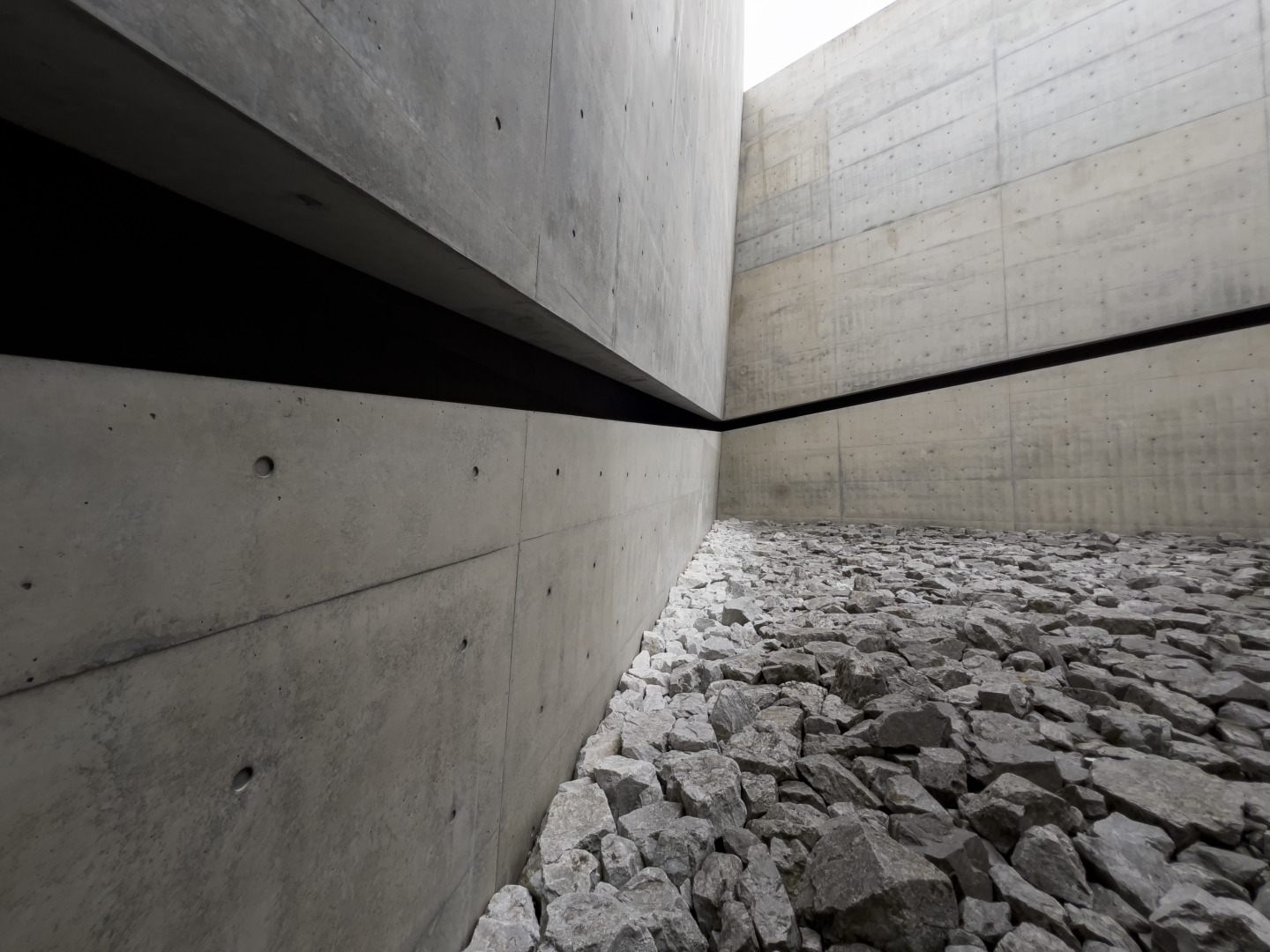 直島｜地中美術館｜安藤忠雄｜ar'teryx ZIN'｜田畑雅行｜ar'teryx｜建築設計室 アーキテリクス