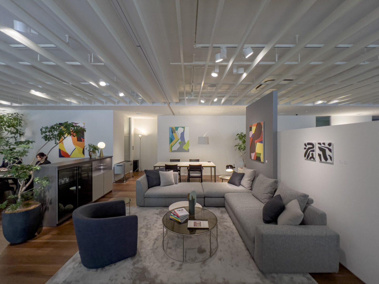 Journal log|arflex|アートとインテリアの心地よい関係を提案する企画
「LIFE with ART project」|町山耕太郎 作品展 「きってぬいて」|田畑雅行|ar'teryx|建築設計室 アーキテリクス