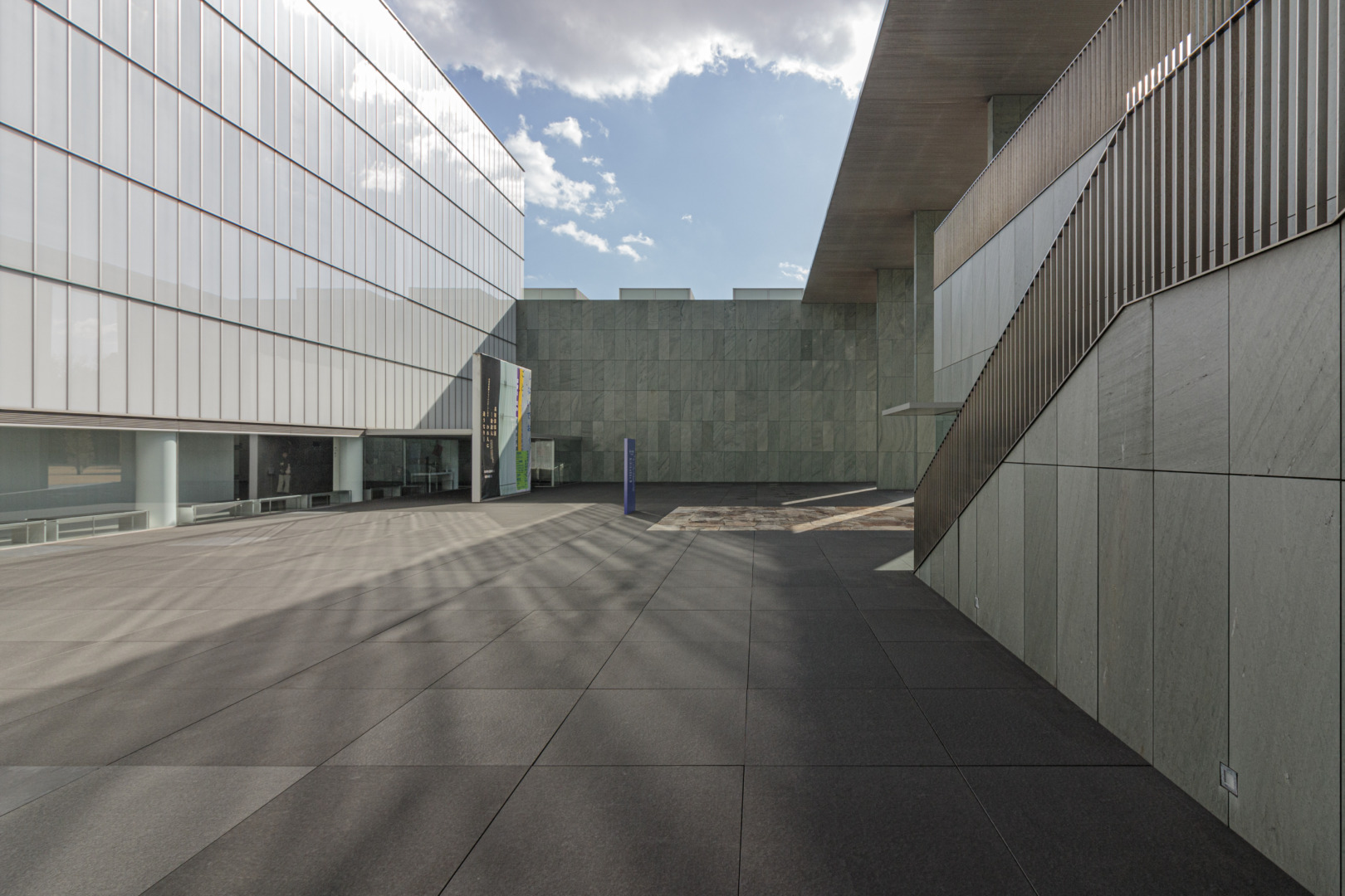 豊田市｜豊田市美術館｜谷口吉生｜ar'teryx ZIN'｜田畑雅行｜ar'teryx｜建築設計室 アーキテリクス｜名古屋の設計事務所