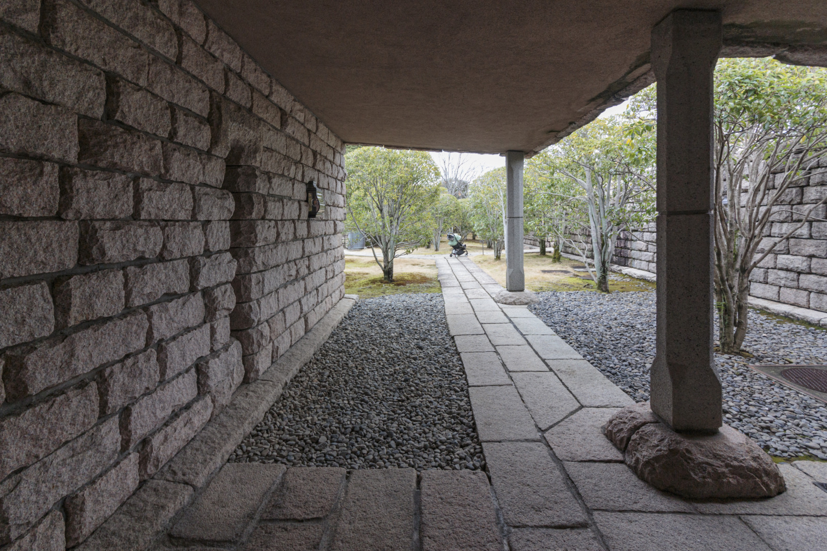 静岡県｜静岡市立芹沢銈介美術館 石水館｜白井晟｜ar'teryx ZIN'｜田畑雅行｜ar'teryx｜建築設計室 アーキテリクス｜名古屋の設計事務所