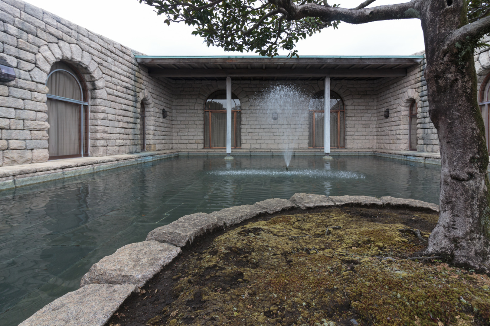 静岡県｜静岡市立芹沢銈介美術館 石水館｜白井晟｜ar'teryx ZIN'｜田畑雅行｜ar'teryx｜建築設計室 アーキテリクス｜名古屋の設計事務所